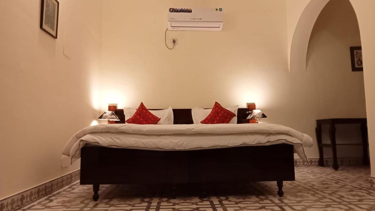 Sankhu Niwas Hotel ไบคาเนอร์ ภายนอก รูปภาพ
